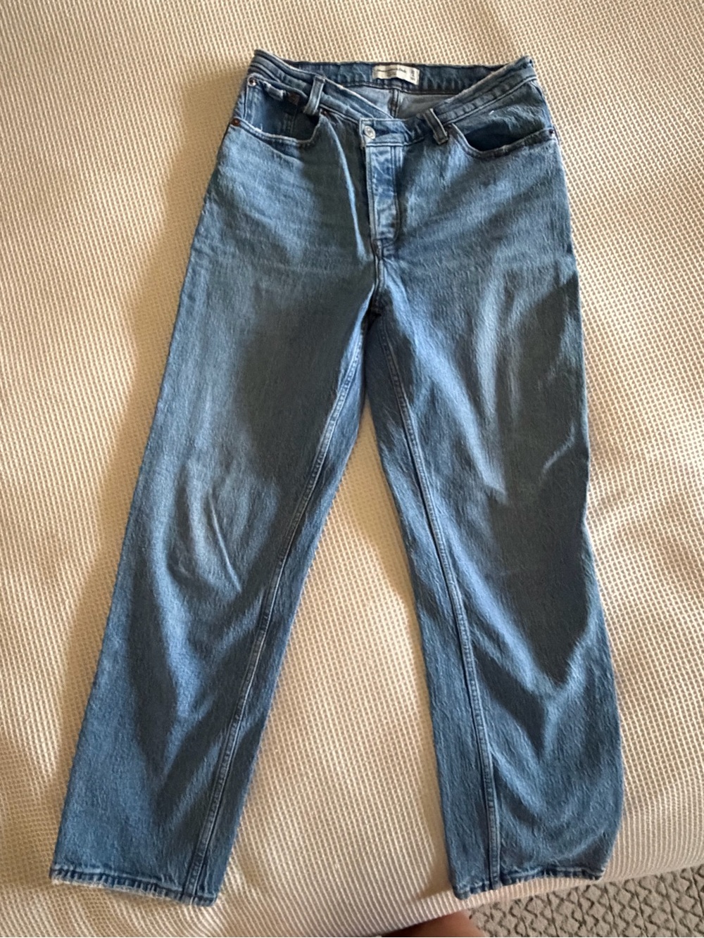 Abercrombie & Fitch Relaxed Straight Blue Jeans